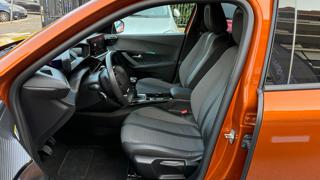 PEUGEOT 2008 usata, con Cruise Control