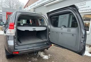 TOYOTA Land Cruiser usata, con Luci diurne LED
