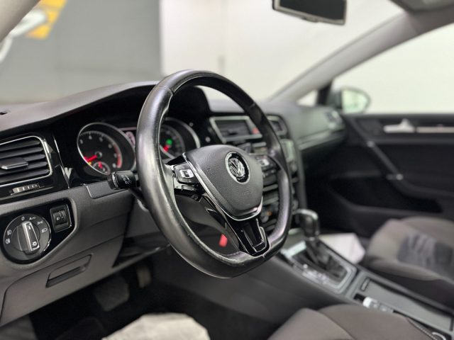 VOLKSWAGEN Golf usata, con Volante in pelle