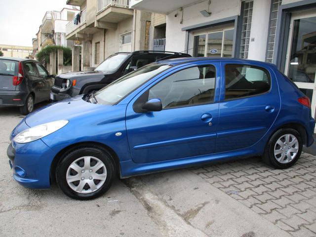 PEUGEOT 206 usata, con Alzacristalli elettrici