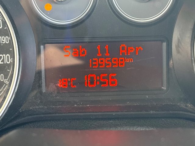 FIAT Punto usata, con Volante in pelle