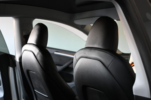 TESLA Model Y usata, con Touch screen