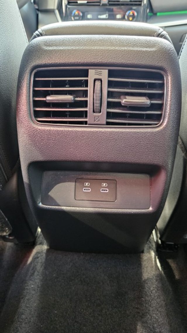 NISSAN Qashqai usata, con Volante in pelle
