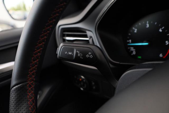 FORD Focus usata, con Park Distance Control