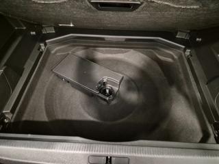 PEUGEOT 3008 usata, con USB