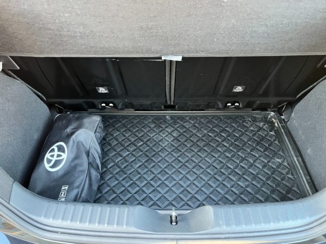 TOYOTA Aygo X usata, con Boardcomputer