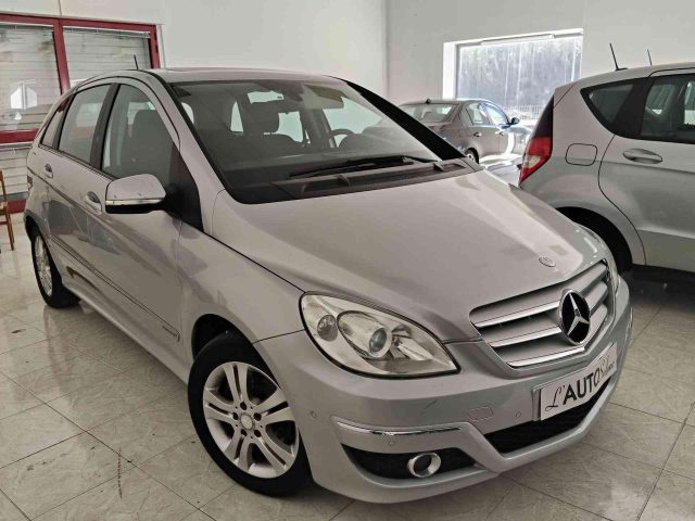 MERCEDES-BENZ B 200 usata, con Airbag