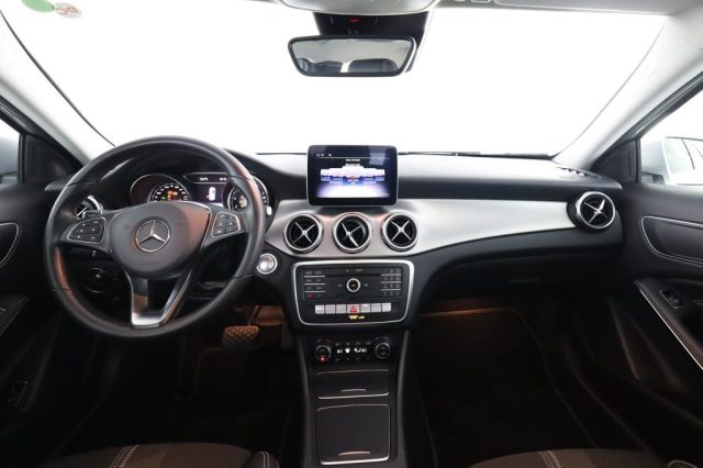 MERCEDES-BENZ CLA usata 4