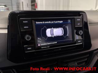 VOLKSWAGEN T-Roc usata, con USB
