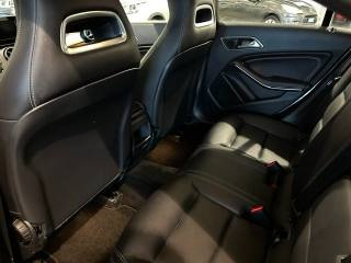 MERCEDES-BENZ CLA 200 usata, con Chiusura centralizzata