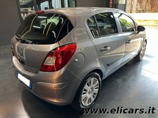 OPEL Corsa usata, con Autoradio