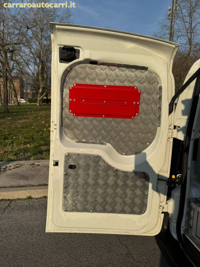 FIAT Fiorino usata, con Bluetooth