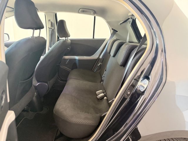 TOYOTA Yaris usata 5
