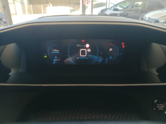PEUGEOT 2008 usata, con Volante in pelle