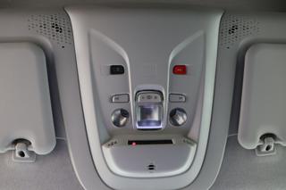 OPEL Combo usata, con Fari LED
