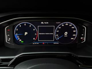 VOLKSWAGEN Taigo usata, con Luci diurne LED