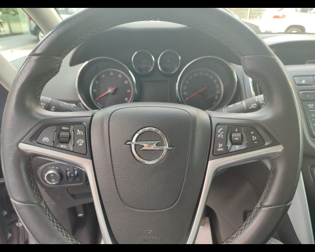 OPEL Zafira Tourer usata, con Sensore di pioggia