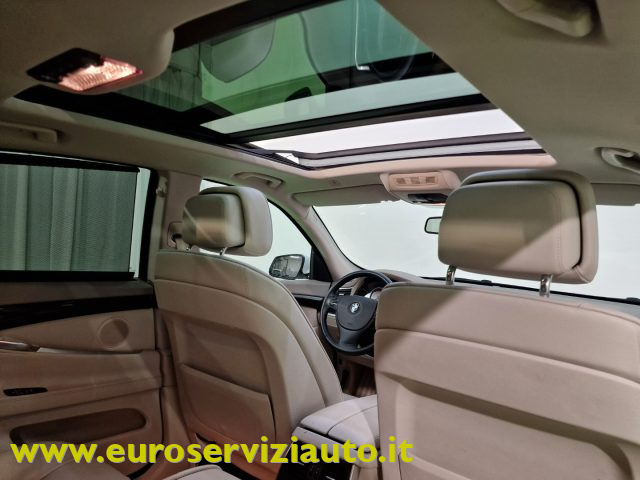 BMW 530 usata, con Sensori di parcheggio posteriori
