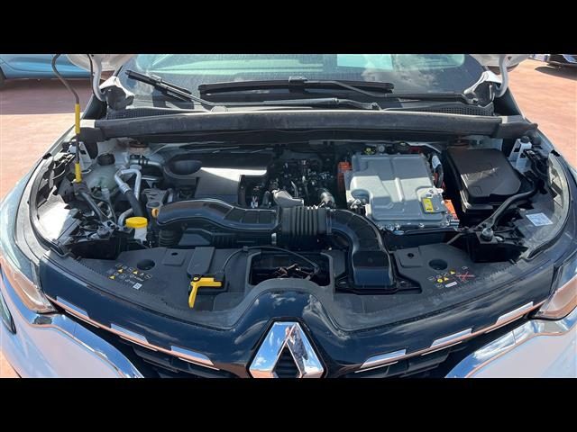 RENAULT Captur usata, con Bracciolo