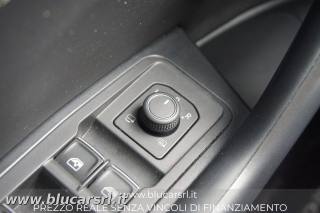 VOLKSWAGEN T-Roc usata 20