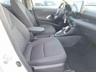 TOYOTA Yaris usata, con Bluetooth