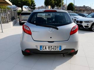 MAZDA 2 usata, con Alzacristalli elettrici