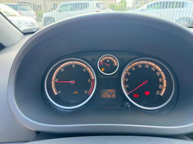 OPEL Corsa usata, con Cruise Control