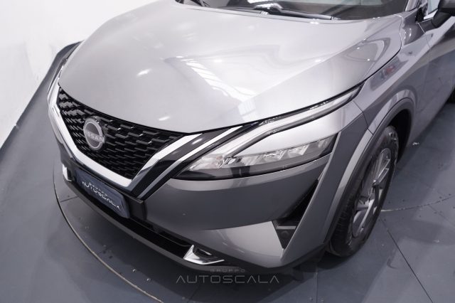 NISSAN Qashqai usata, con Luci diurne LED
