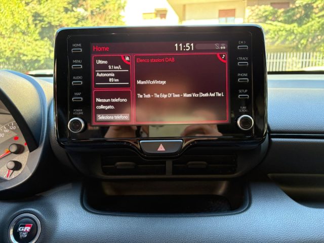 TOYOTA Yaris usata, con Controllo automatico clima