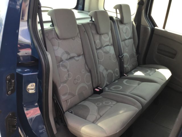 RENAULT Kangoo usata, con Controllo automatico clima