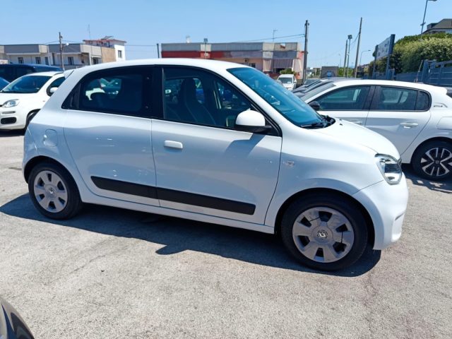 RENAULT Twingo usata, con Autoradio