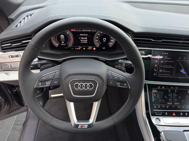 AUDI Q8 usata, con Controllo automatico clima