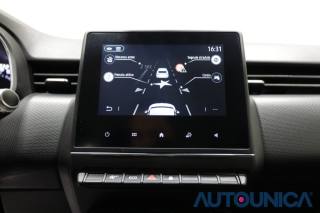 RENAULT Clio usata, con Luci diurne