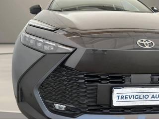 TOYOTA C-HR usata, con Autoradio digitale