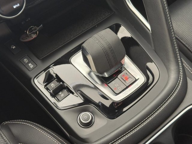JAGUAR E-Pace usata, con Interni in pelle