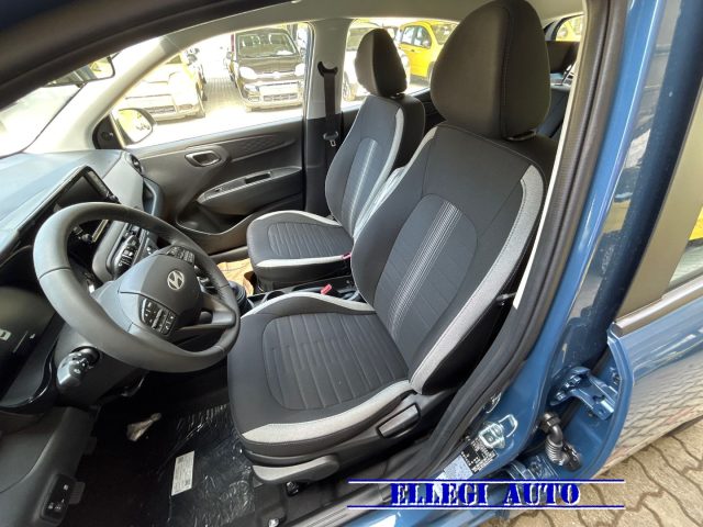 HYUNDAI i10 usata, con Specchietti laterali elettrici