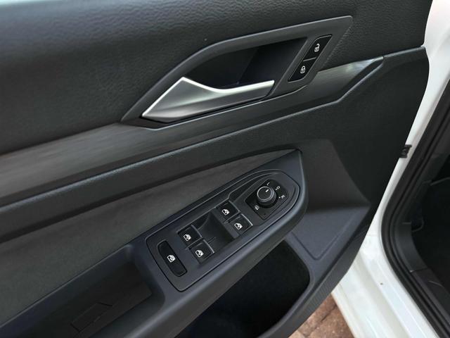 VOLKSWAGEN Golf usata, con Servosterzo