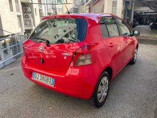 TOYOTA Yaris usata, con Alzacristalli elettrici