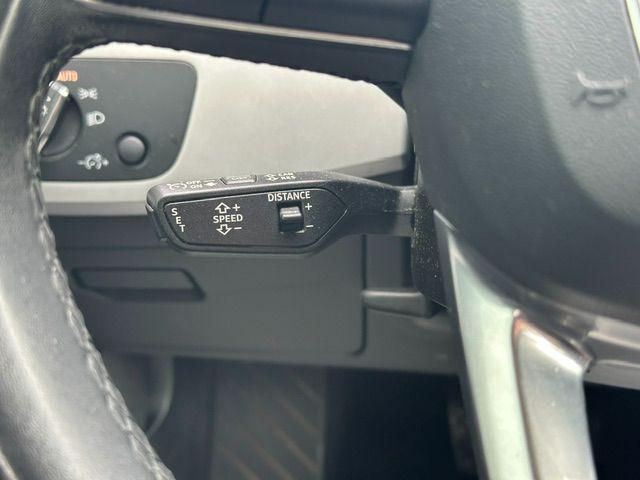 AUDI A4 usata, con Volante multifunzione