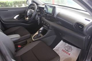 TOYOTA Yaris usata, con Cruise Control