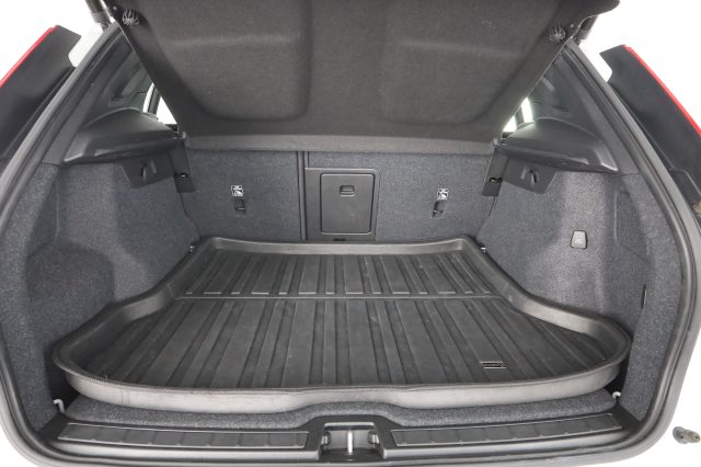 VOLVO XC40 usata 5