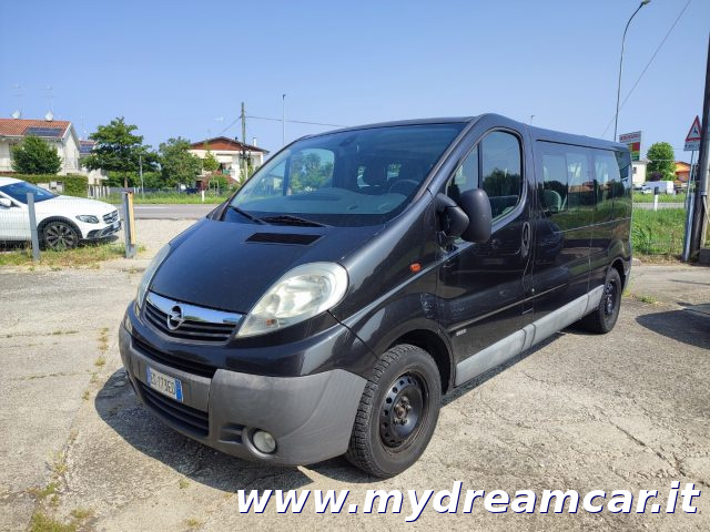 OPEL Vivaro usata, con Airbag