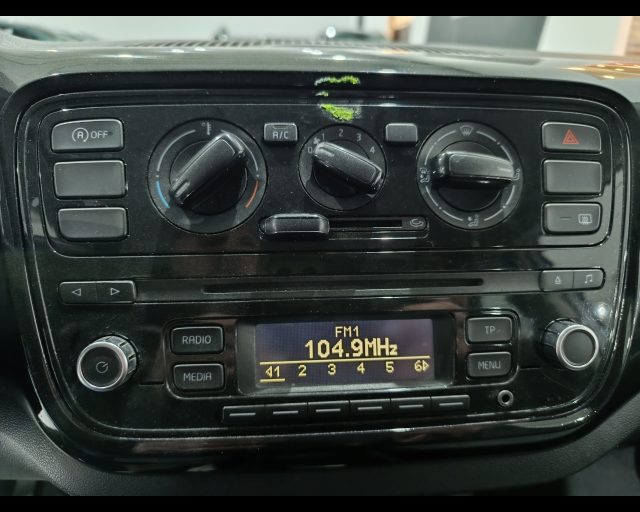 VOLKSWAGEN up! usata, con Servosterzo