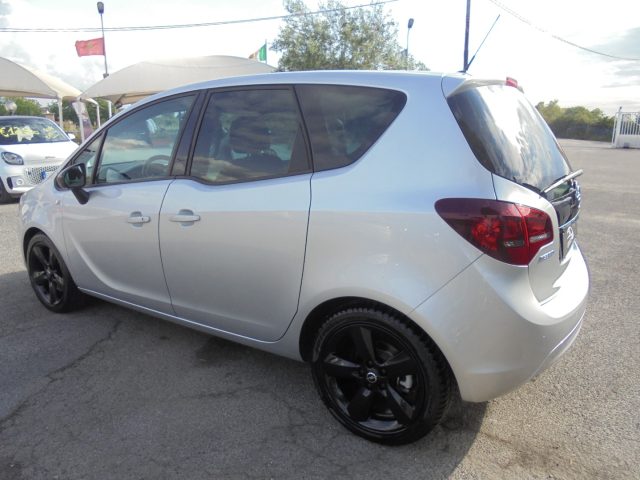 OPEL Meriva usata, con Chiusura centralizzata