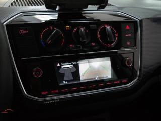 VOLKSWAGEN up! usata, con Cruise Control