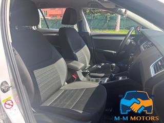 SKODA Octavia usata, con Park Distance Control