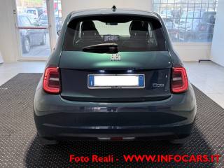 FIAT 500e usata, con USB