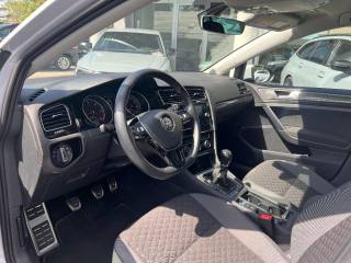 VOLKSWAGEN Golf usata, con Controllo trazione
