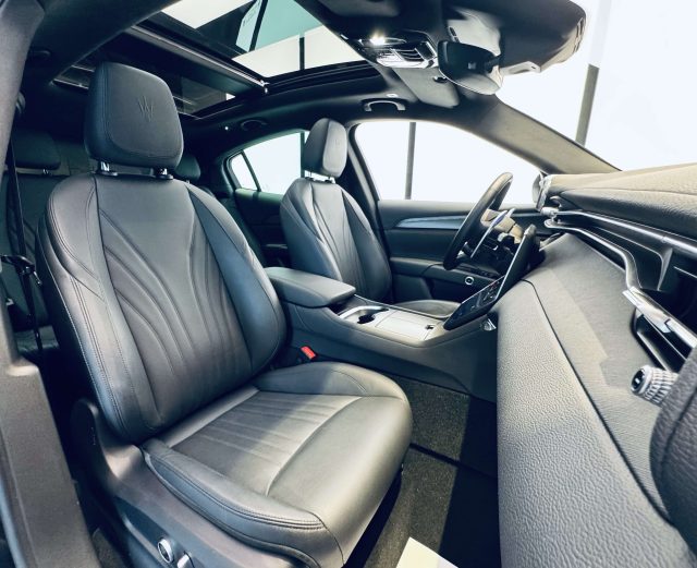MASERATI Grecale usata, con Volante in pelle