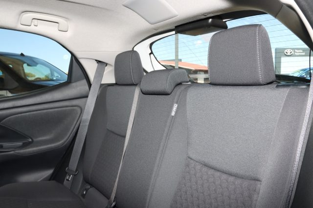 TOYOTA Yaris usata, con ESP